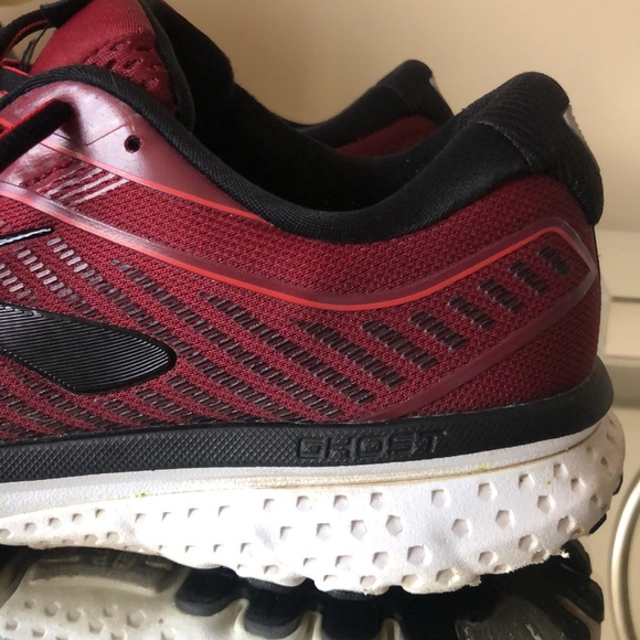 BROOKS GHOST 12 RED/BIKING RED/BLACK Running Shoes - Picture 2 of 11